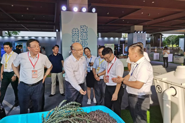 一諾環(huán)境受邀參加全國廁所革命現(xiàn)場(chǎng)會(huì)，農(nóng)村區(qū)域碳循環(huán)理念受到高度評(píng)價(jià)